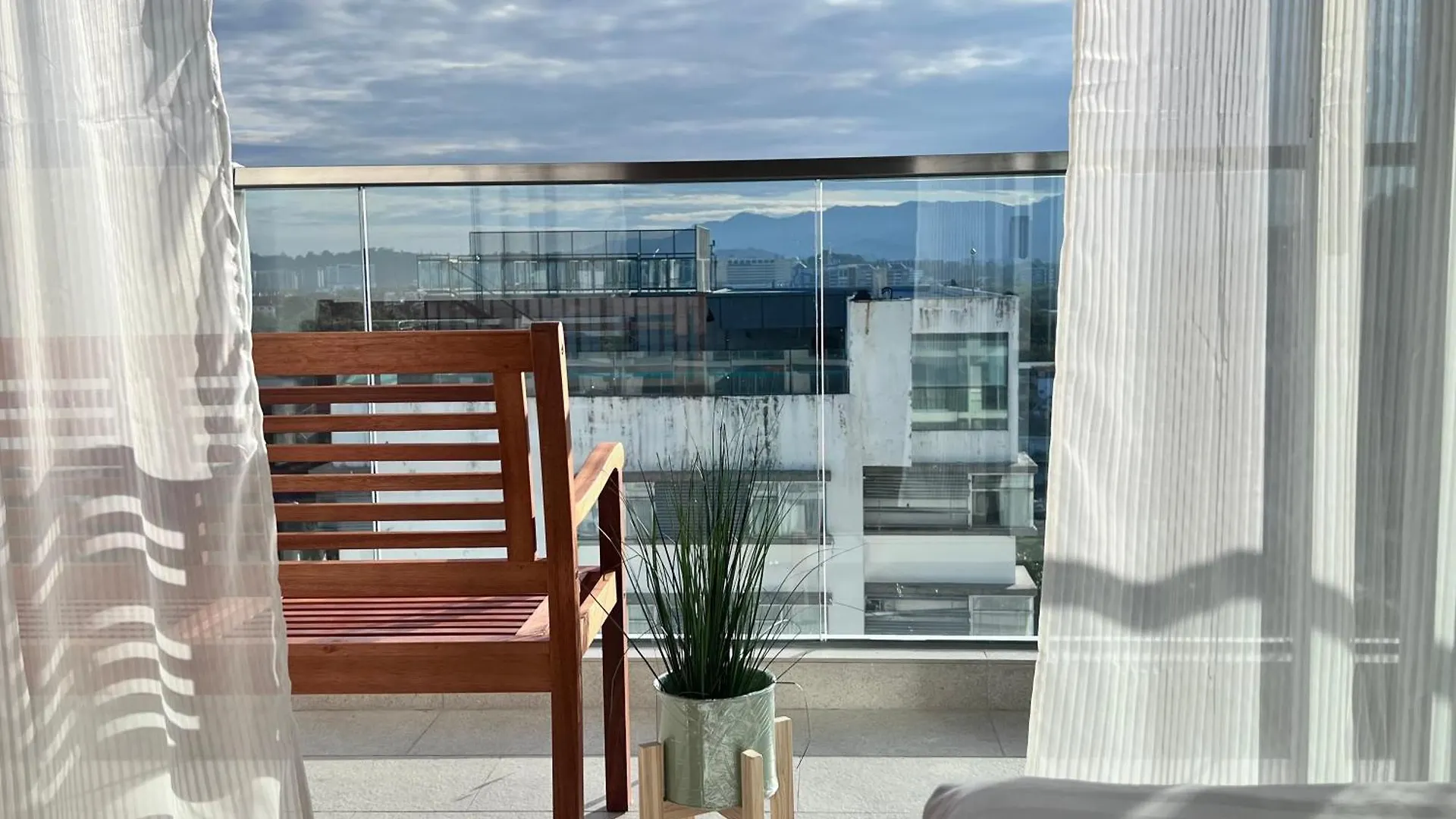 Arusuites Tanjung Aru Kota Kinabalu - Laxzone Suite Appartement