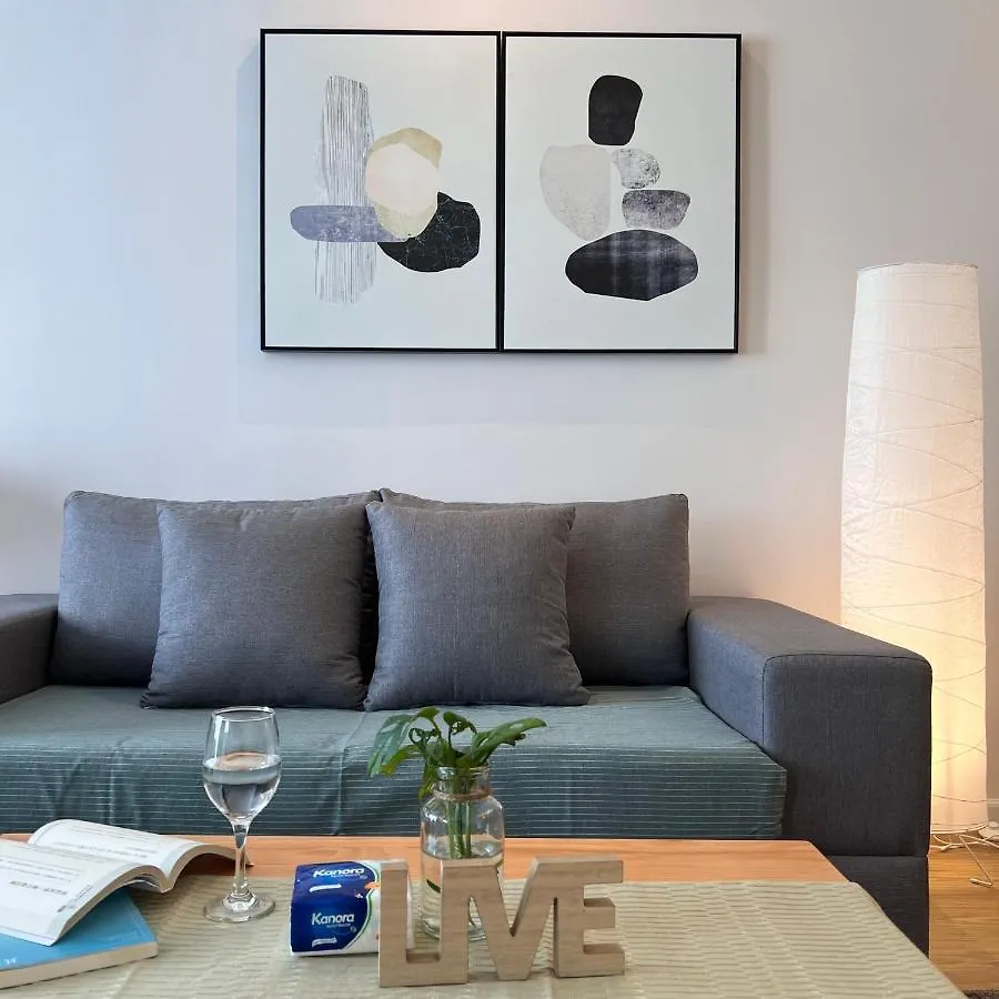 Arusuites Tanjung Aru Kota Kinabalu - Laxzone Suite Apartment