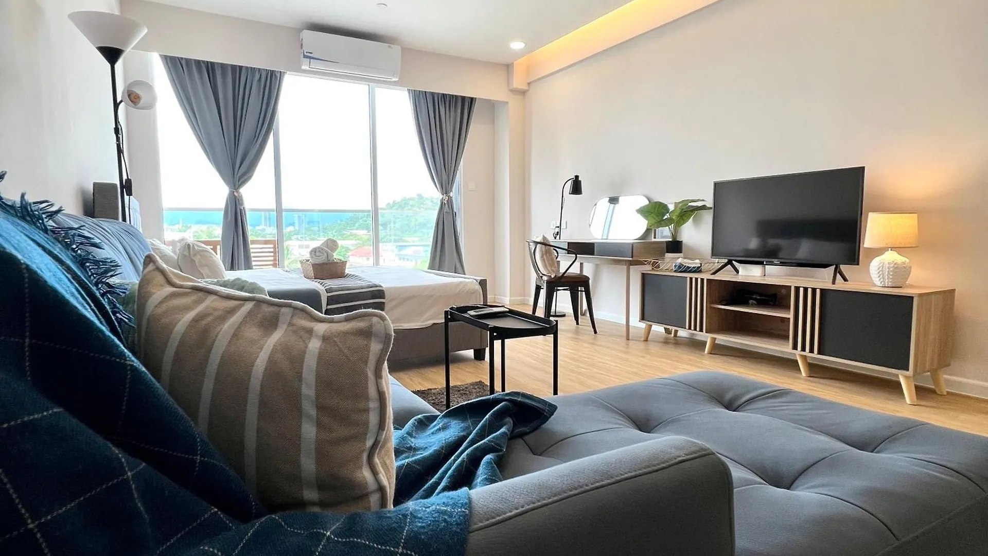 Arusuites Tanjung Aru Kota Kinabalu - Laxzone Suite 0*,