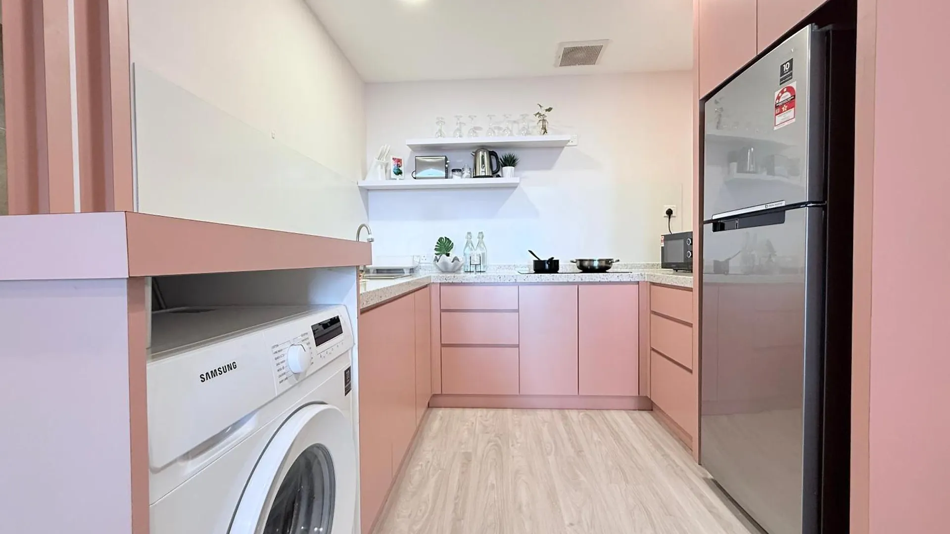 Appartamento Arusuites Tanjung Aru Kota Kinabalu - Laxzone Suite
